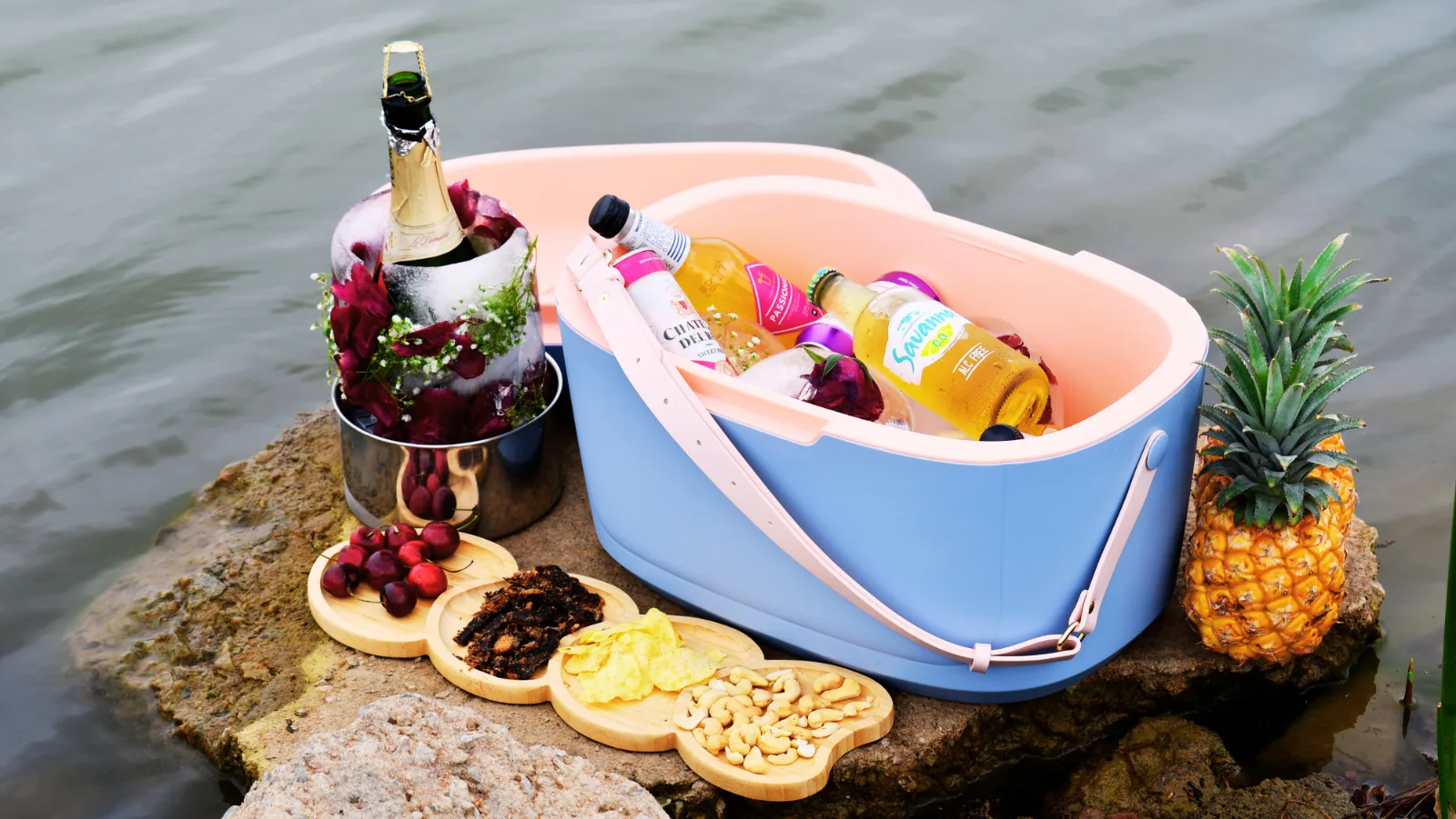 Whoopee! Retro Cooler — view 6